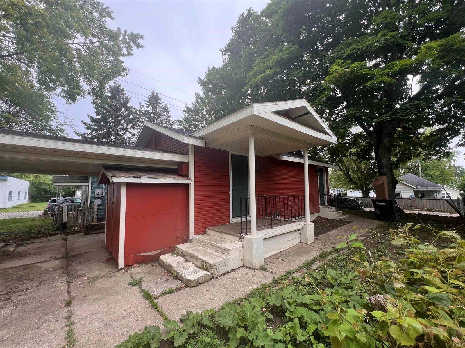 2718 S High Street, Muncie, IN 47302