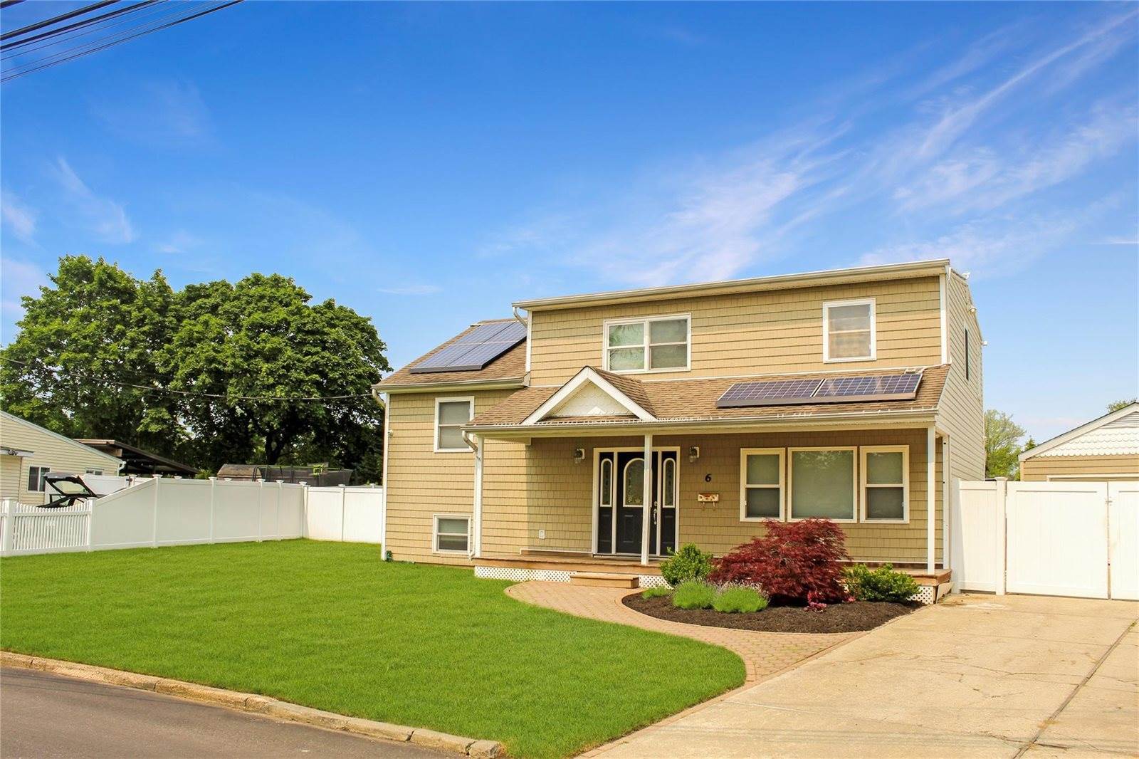 6 Robinhood Drive, Islip, NY 11730