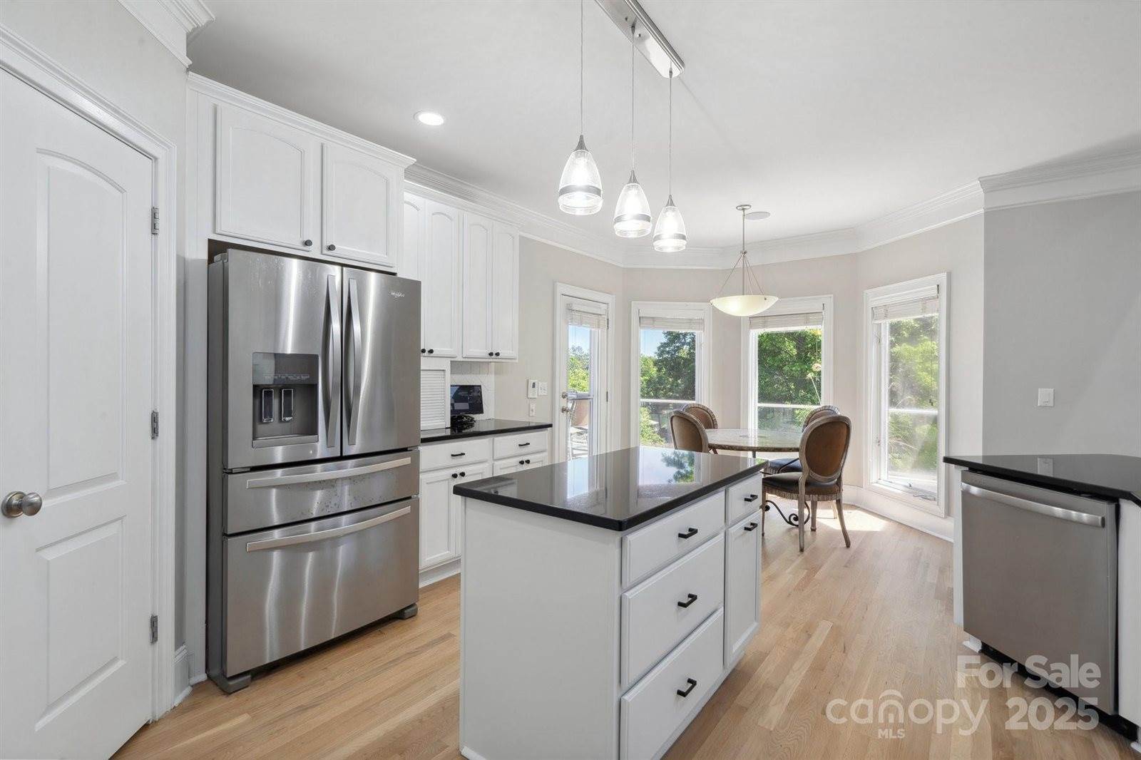 122 Long Cove Lane, Mooresville, NC 28117