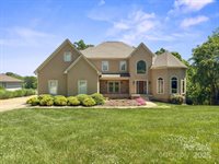 122 Long Cove Lane, Mooresville, NC 28117