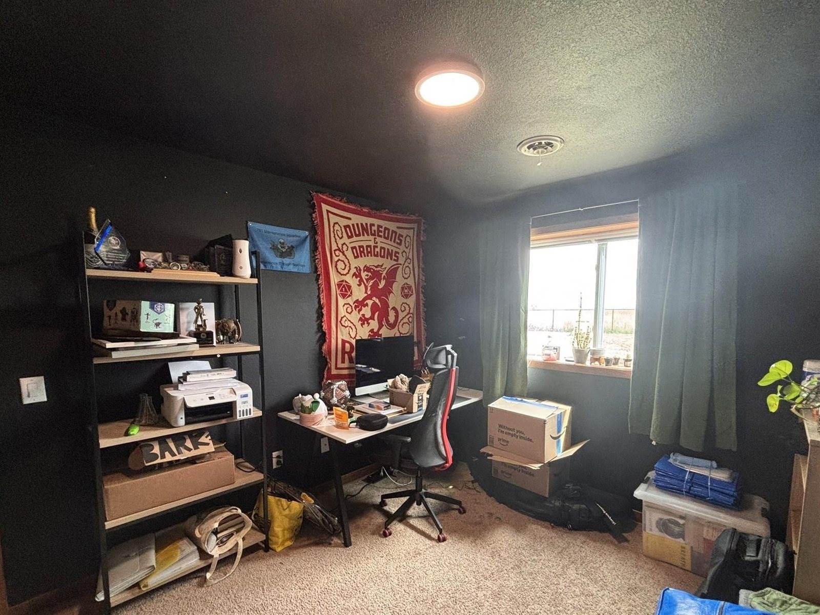 3119 8th St NE, Minot, ND 58703