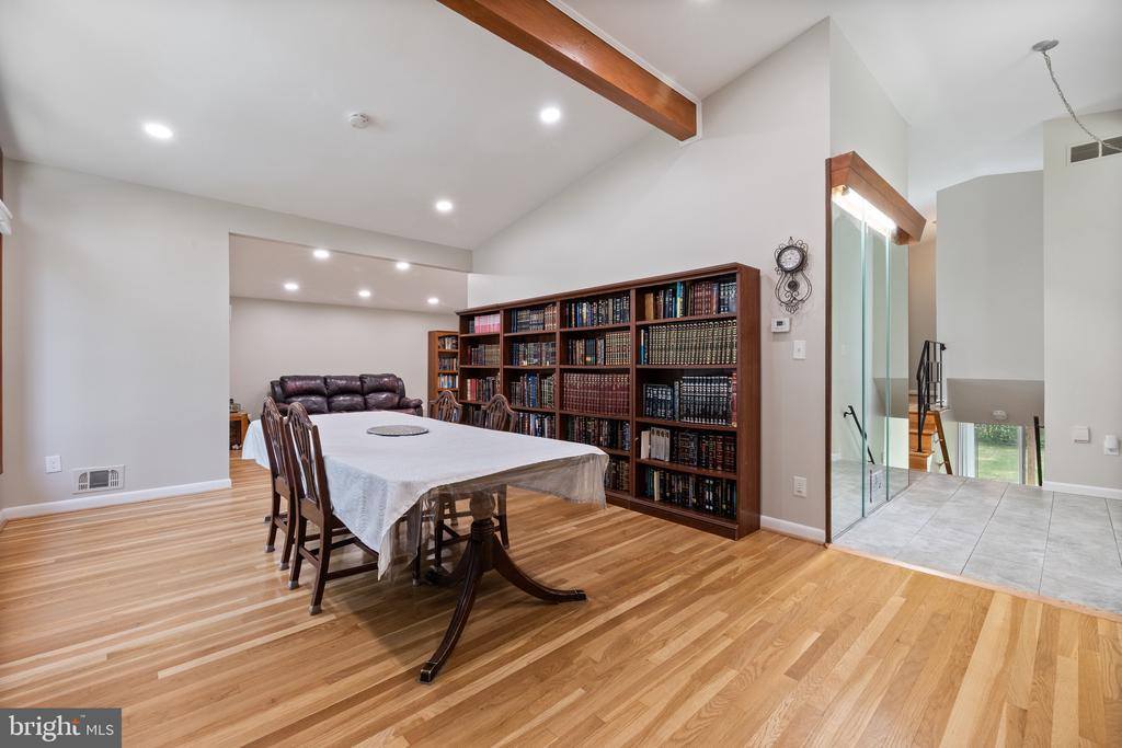 916 Hyde Road, Silver Spring, MD 20902