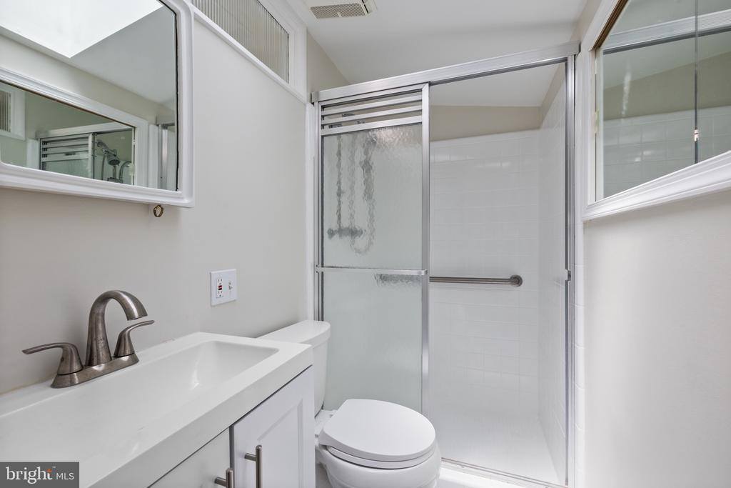 916 Hyde Road, Silver Spring, MD 20902