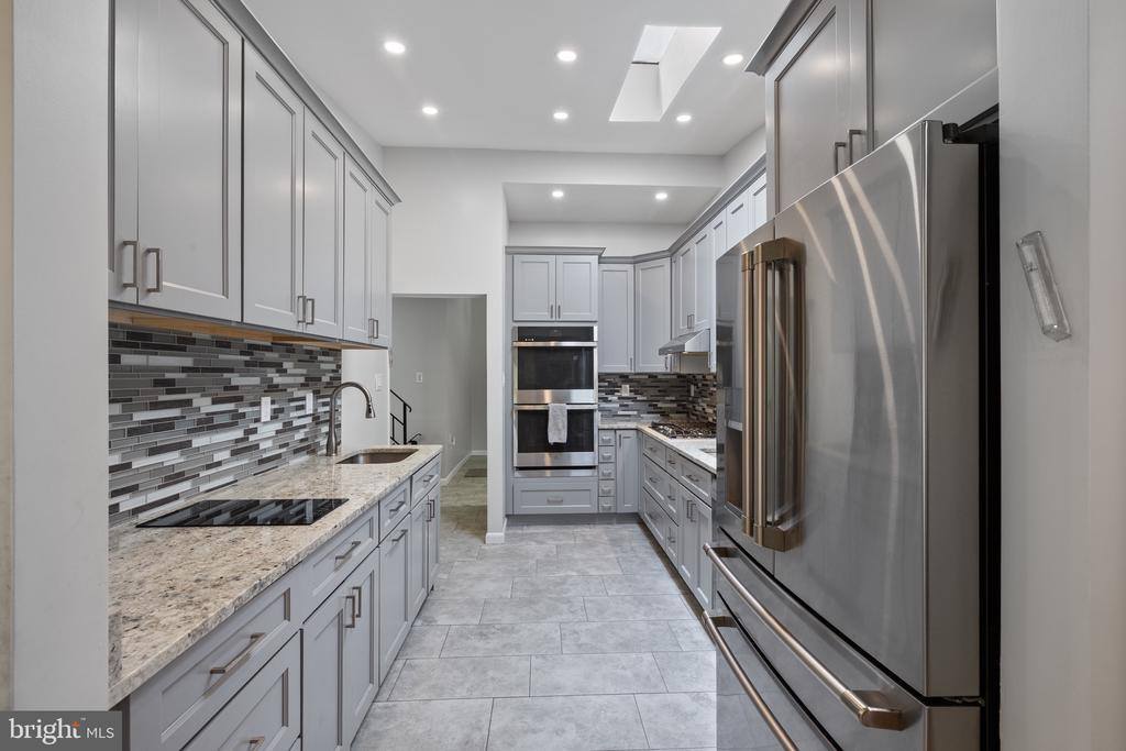 916 Hyde Road, Silver Spring, MD 20902