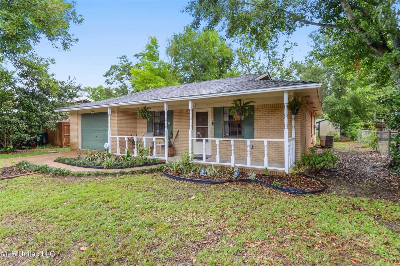 1215 23rd Street, Gulfport, MS 39501