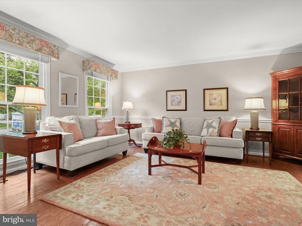 10267 Cedar Ridge Drive, Manassas, VA 20110