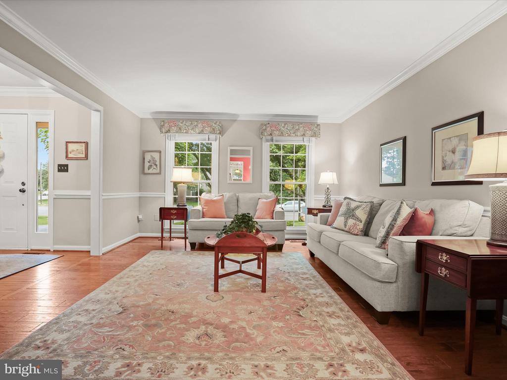 10267 Cedar Ridge Drive, Manassas, VA 20110