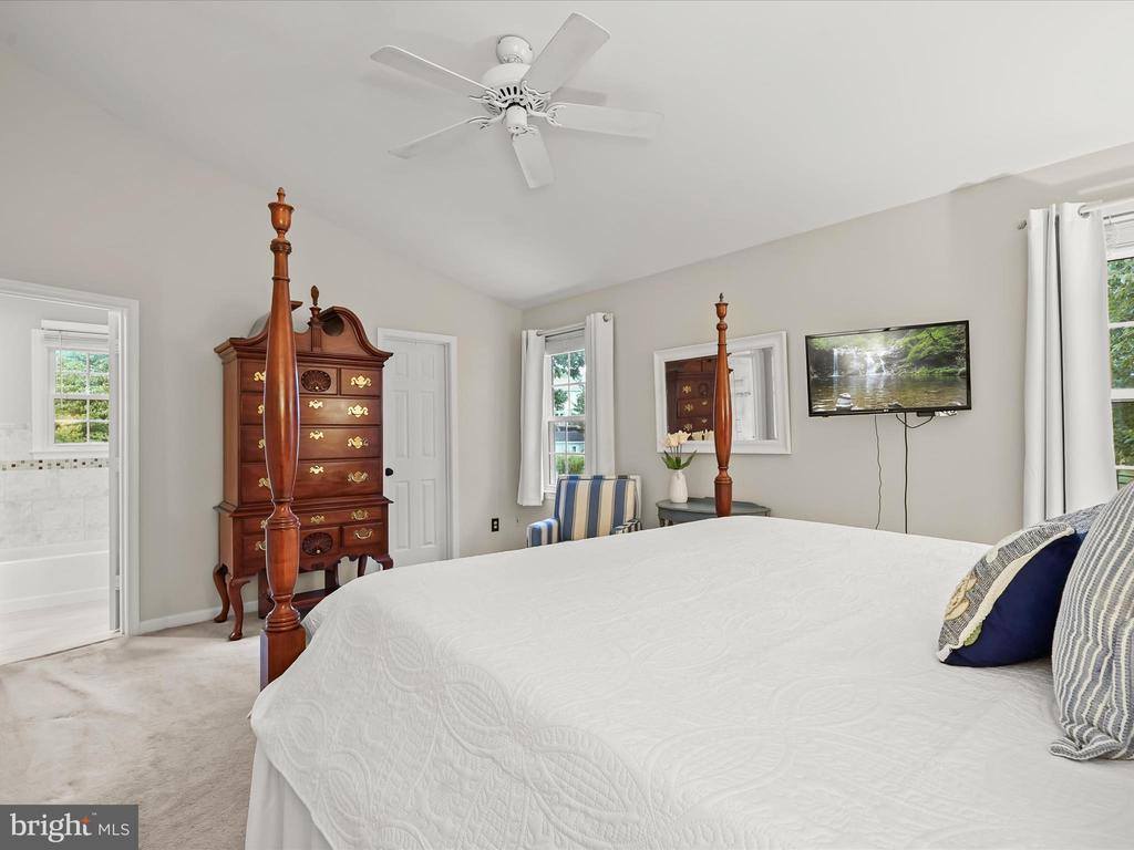 10267 Cedar Ridge Drive, Manassas, VA 20110