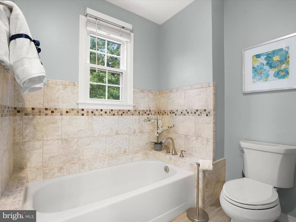 10267 Cedar Ridge Drive, Manassas, VA 20110