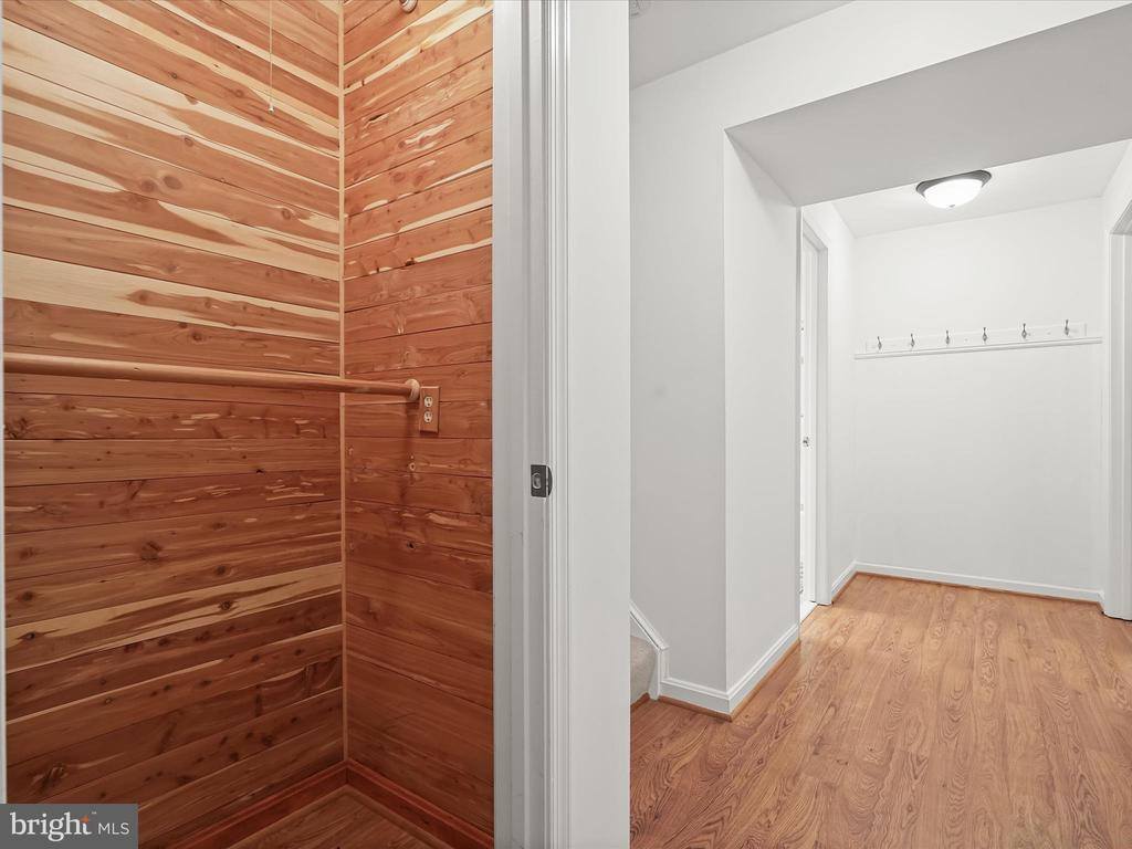 10267 Cedar Ridge Drive, Manassas, VA 20110