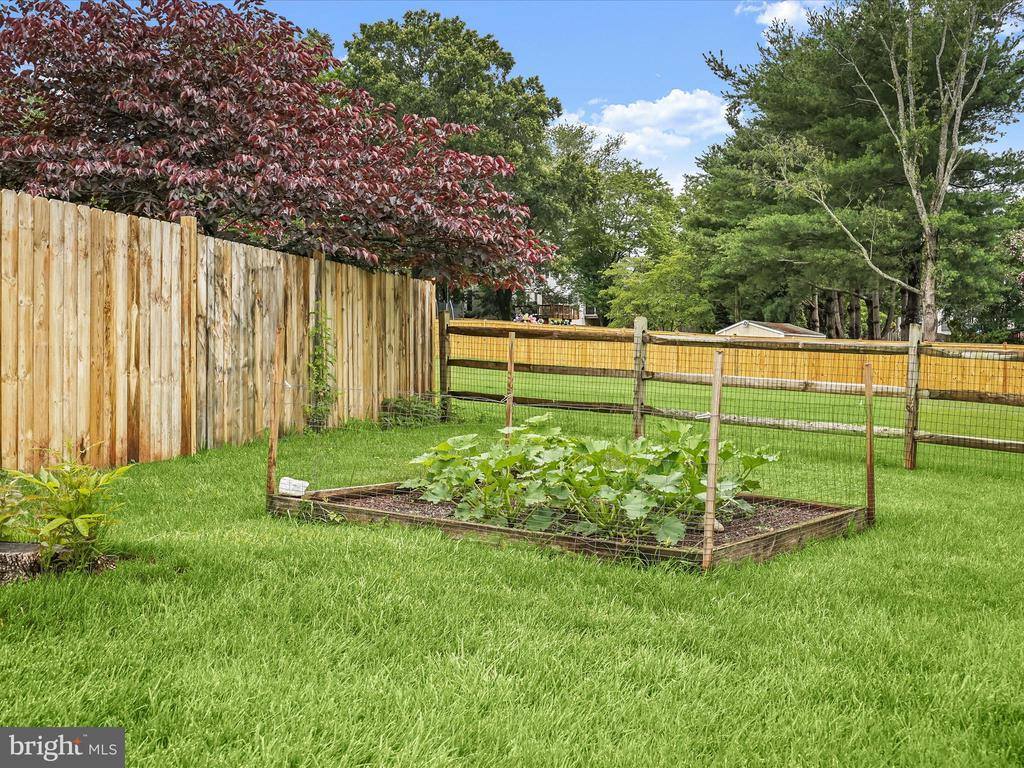 10267 Cedar Ridge Drive, Manassas, VA 20110