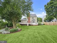 10267 Cedar Ridge Drive, Manassas, VA 20110