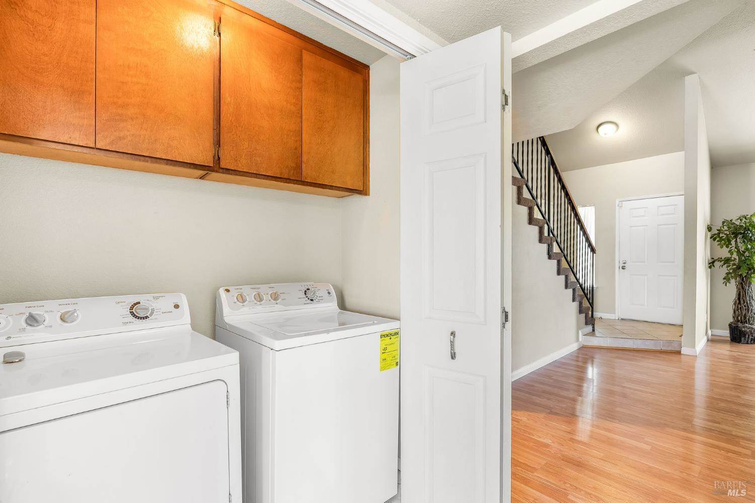 263 Marna Drive, Vacaville, CA 95687