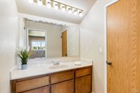 263 Marna Drive, Vacaville, CA 95687