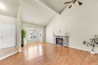 263 Marna Drive, Vacaville, CA 95687