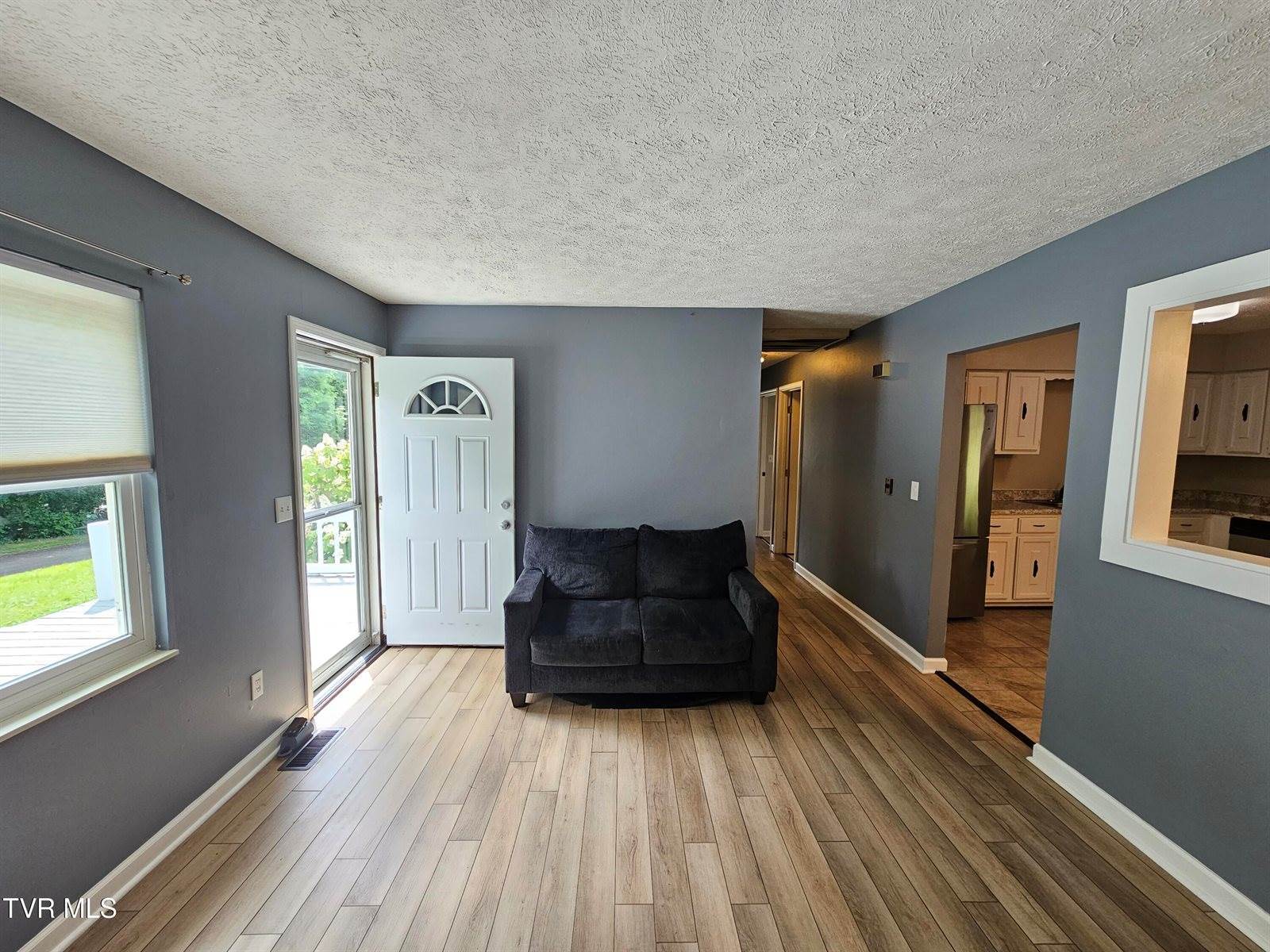 45 Poplar Street, Mosheim, TN 37818