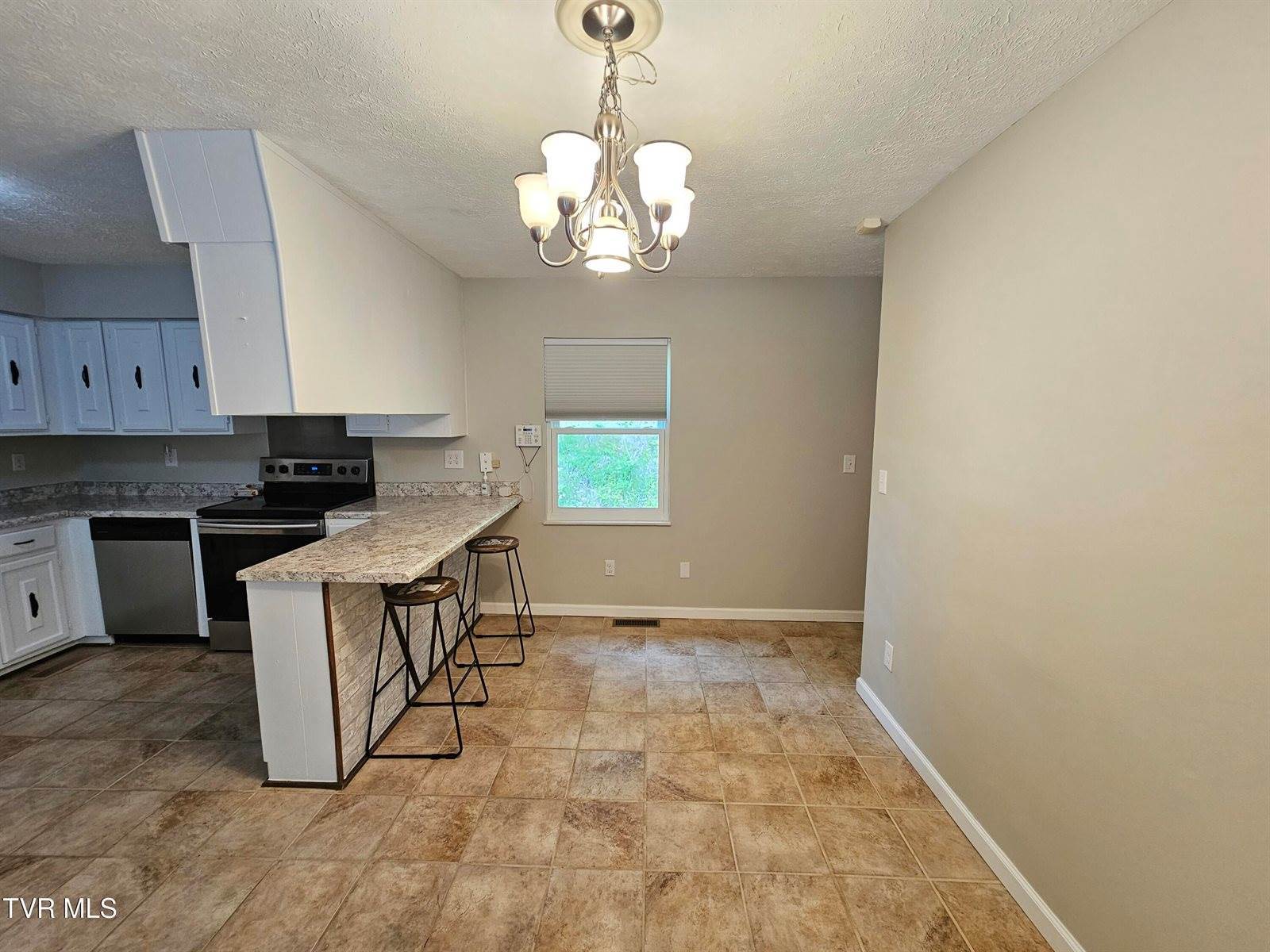 45 Poplar Street, Mosheim, TN 37818