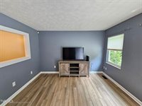 45 Poplar Street, Mosheim, TN 37818