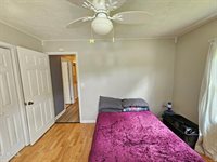 45 Poplar Street, Mosheim, TN 37818