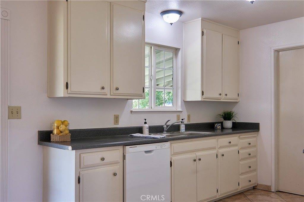 512 Maple Street, Willows, CA 95988