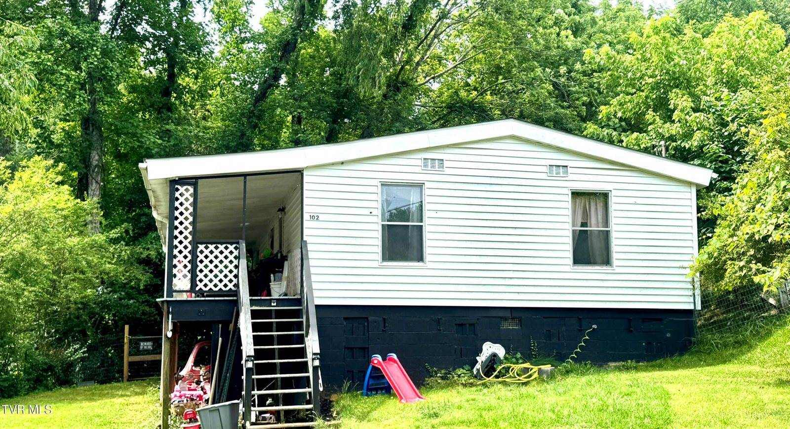 102 Tolley Lane, Erwin, TN 37650