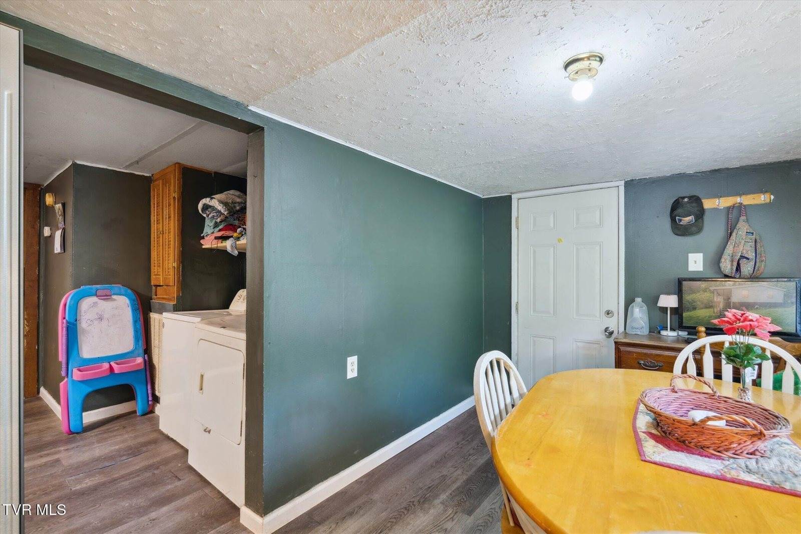 102 Tolley Lane, Erwin, TN 37650