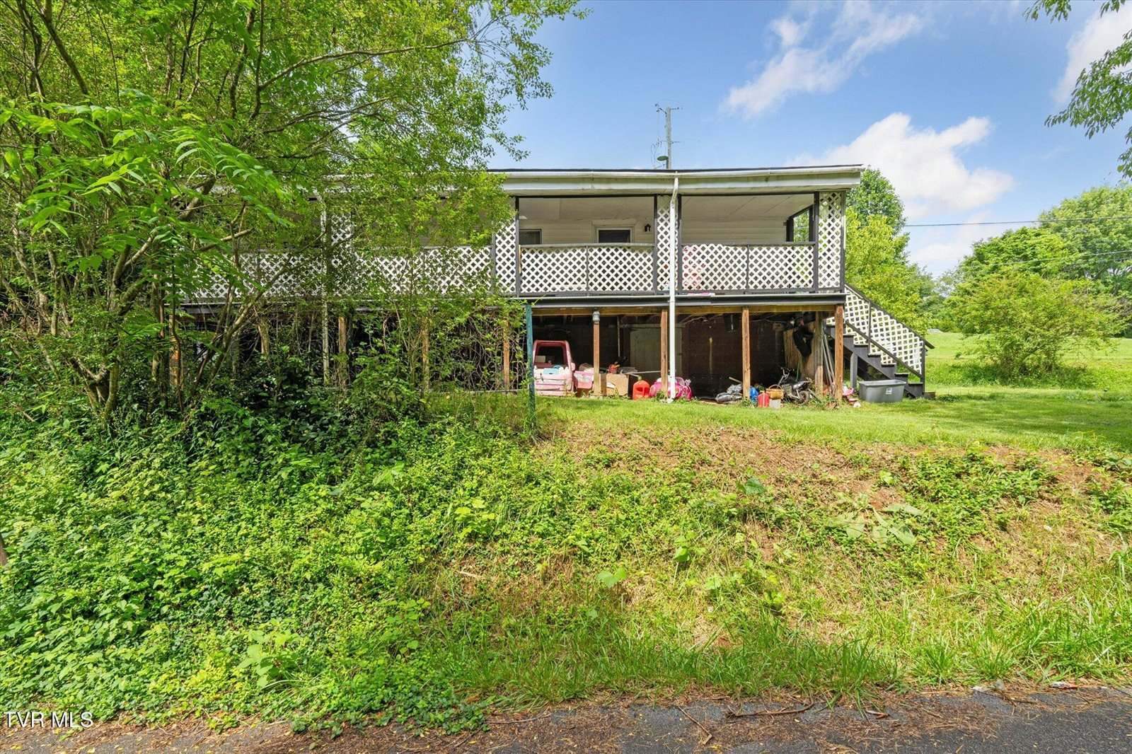 102 Tolley Lane, Erwin, TN 37650