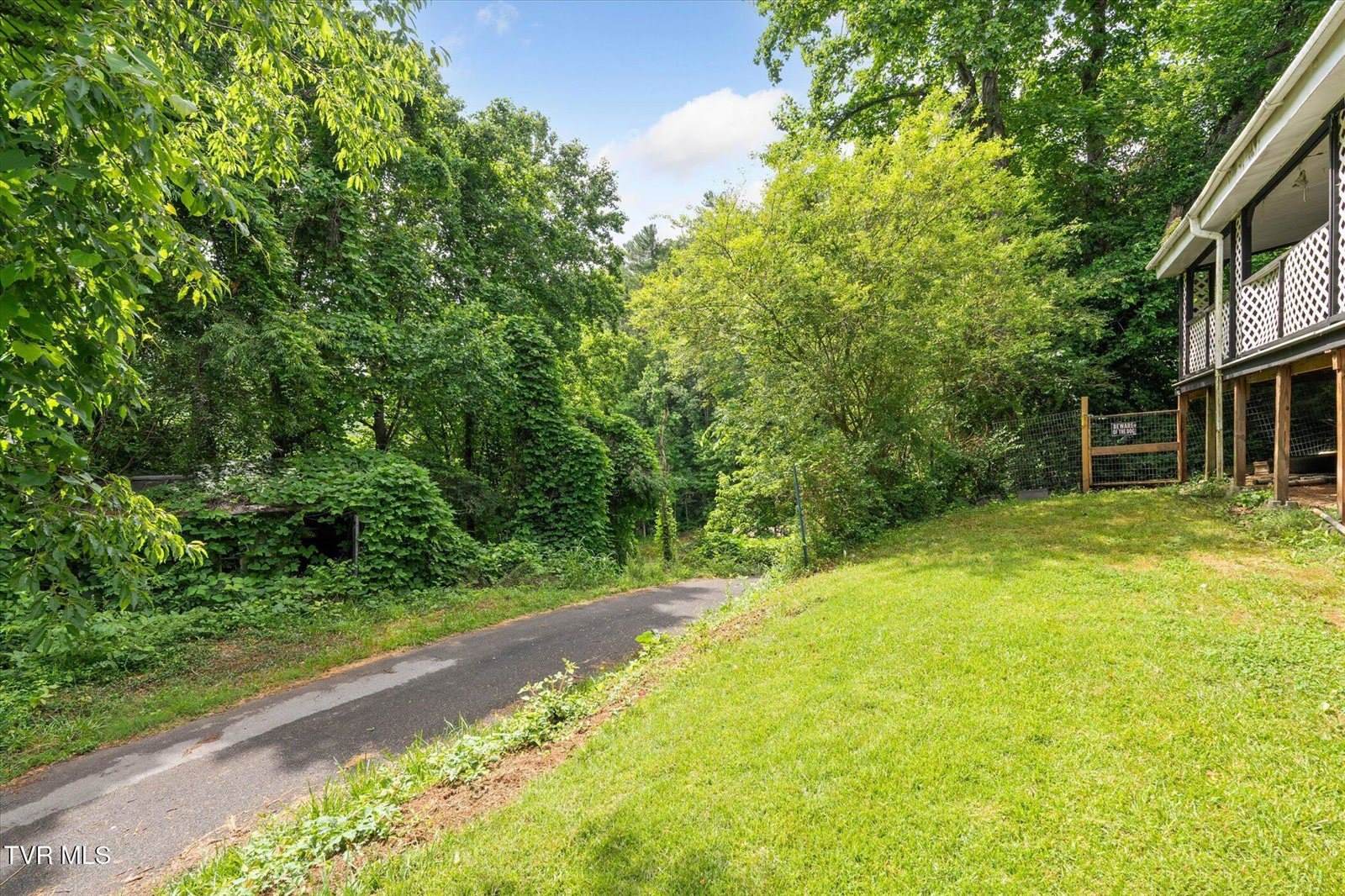 102 Tolley Lane, Erwin, TN 37650