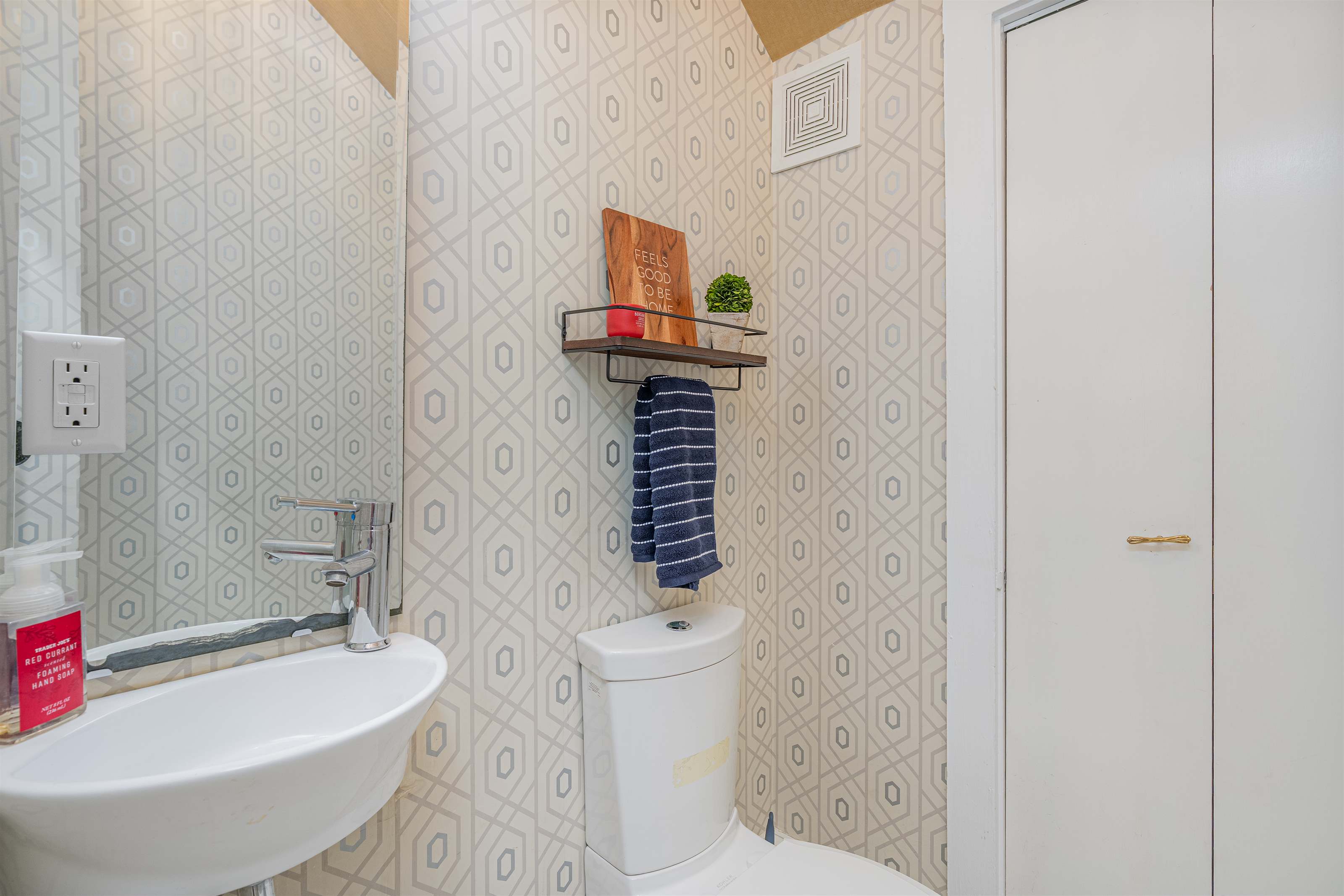 4925 Colonial Dr, Columbia, SC 29203