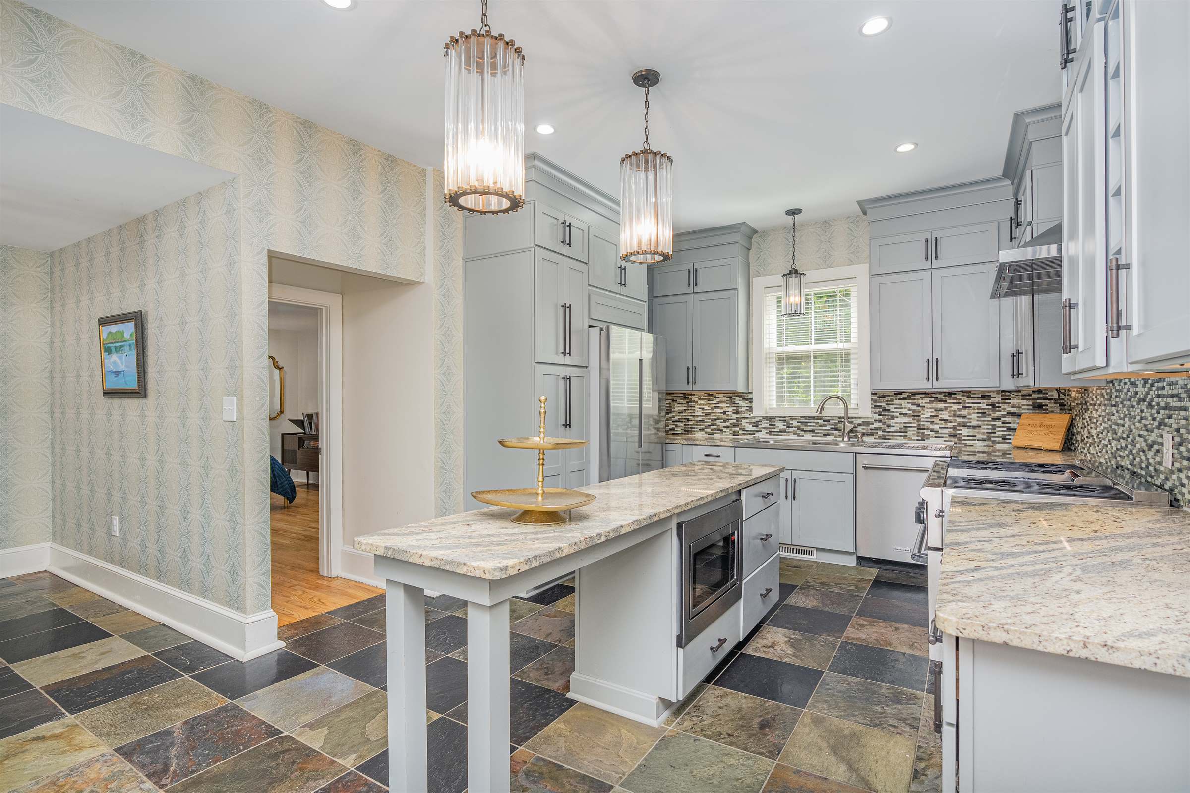 4925 Colonial Dr, Columbia, SC 29203