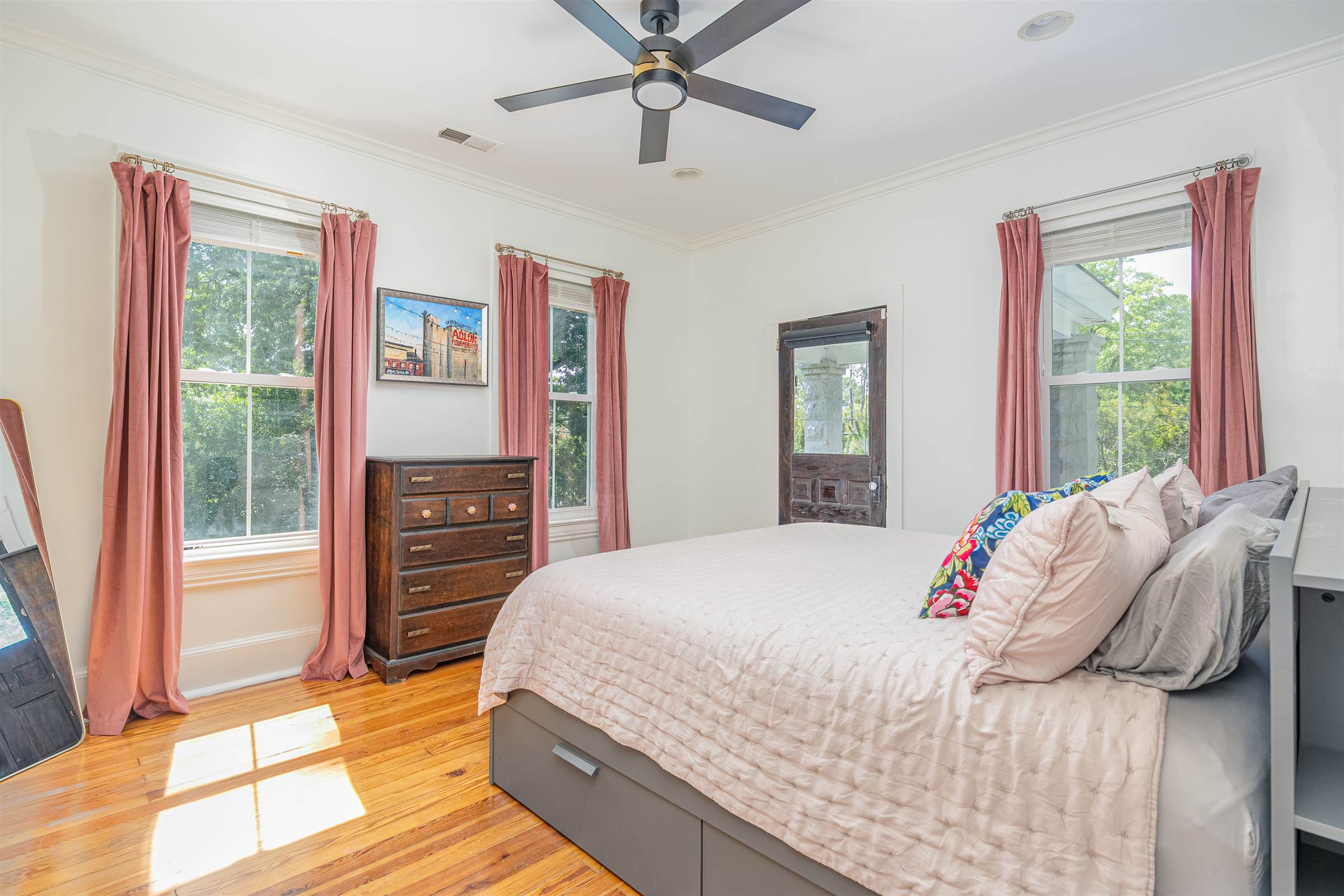 4925 Colonial Dr, Columbia, SC 29203