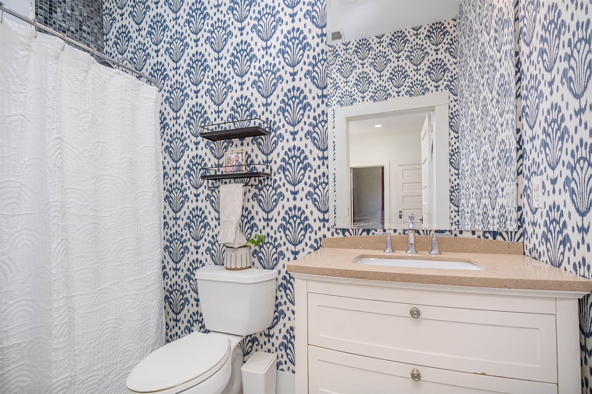 4925 Colonial Dr, Columbia, SC 29203