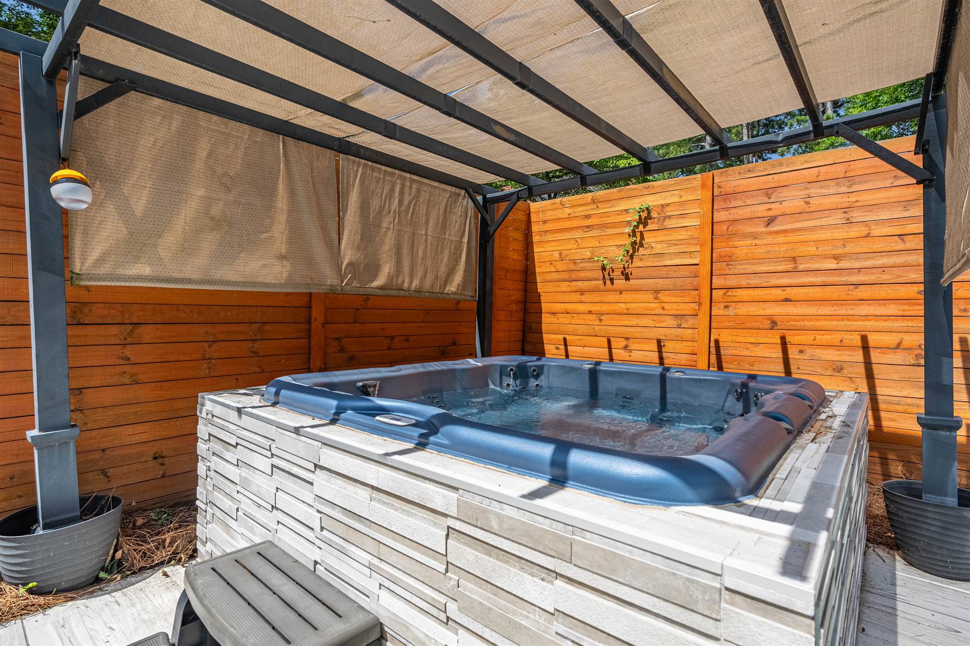 4925 Colonial Dr, Columbia, SC 29203