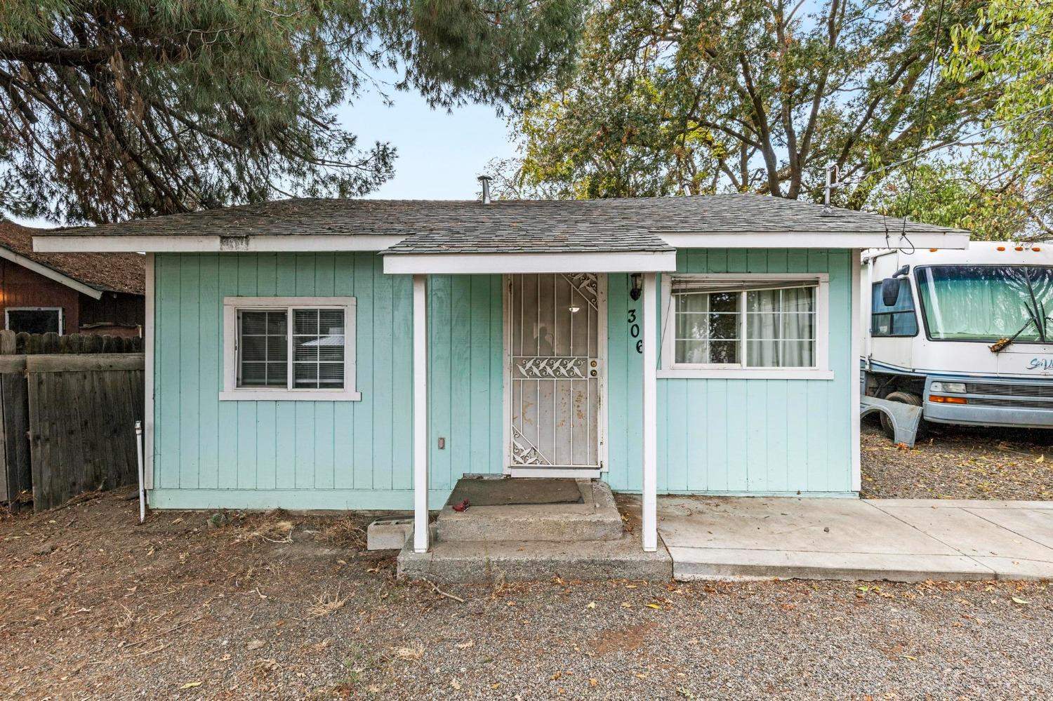 306 C Street, Woodland, CA 95776
