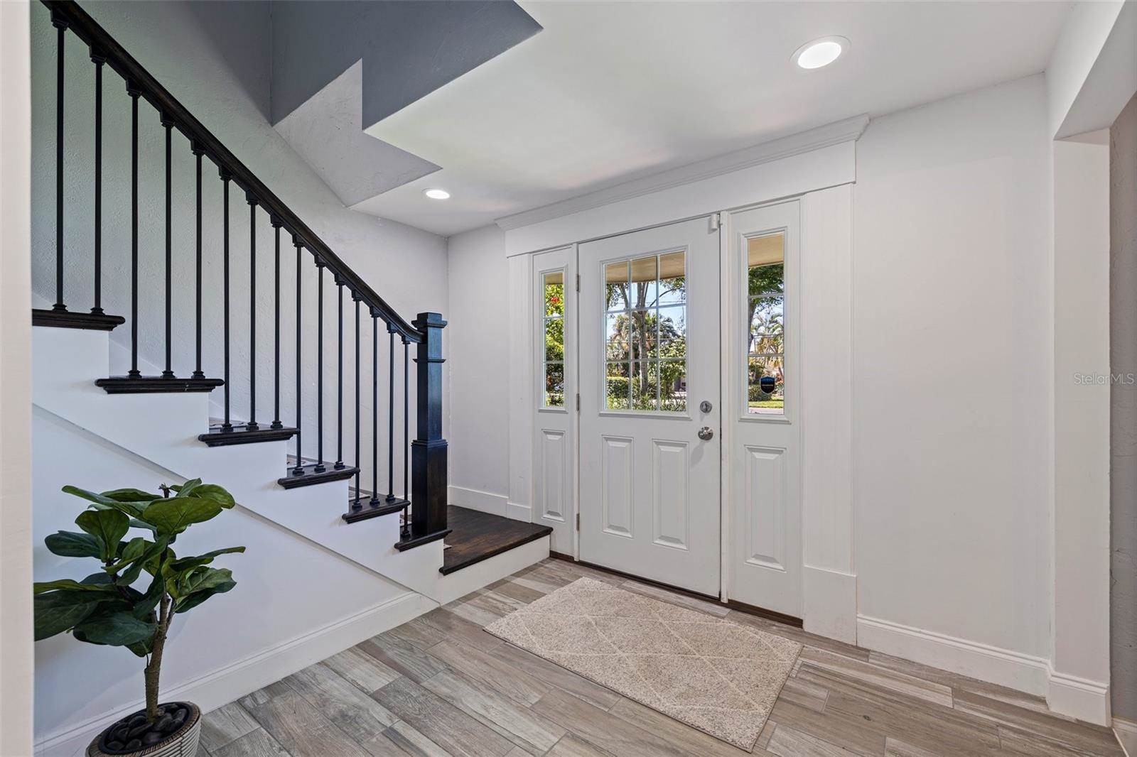 768 Pinellas Point Drive South, Saint Petersburg, FL 33705