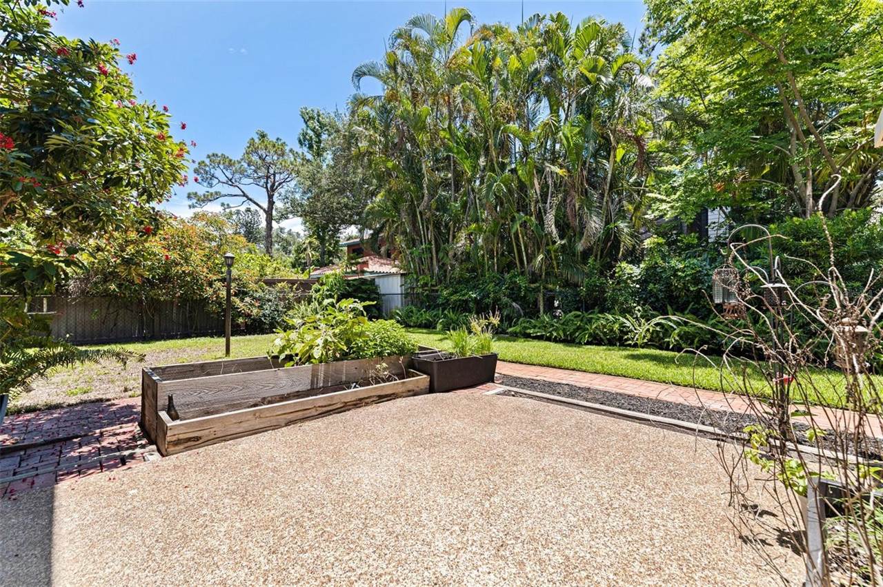 768 Pinellas Point Drive South, Saint Petersburg, FL 33705