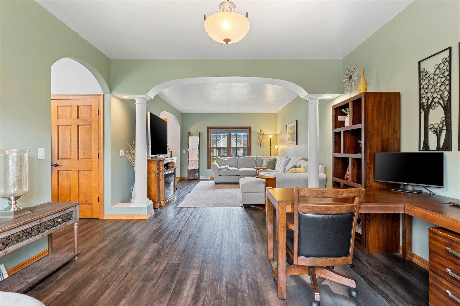 1597 Yellow Briar Drive, De Pere, WI 54115