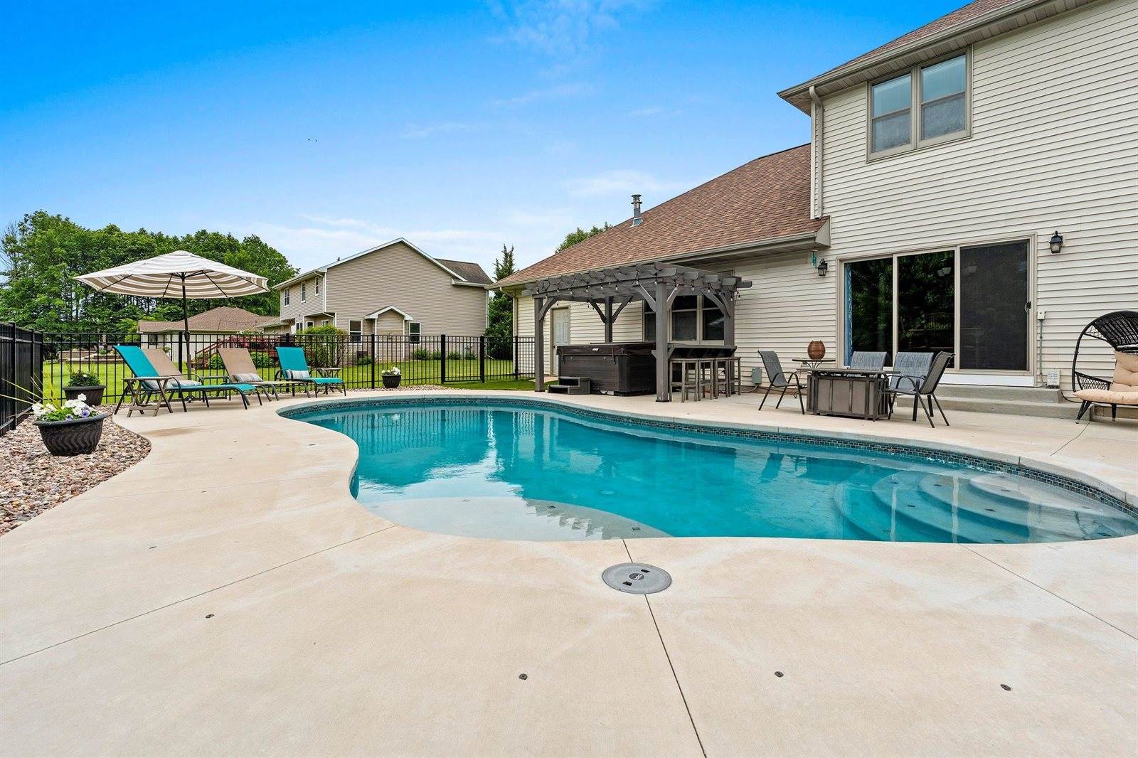 1597 Yellow Briar Drive, De Pere, WI 54115