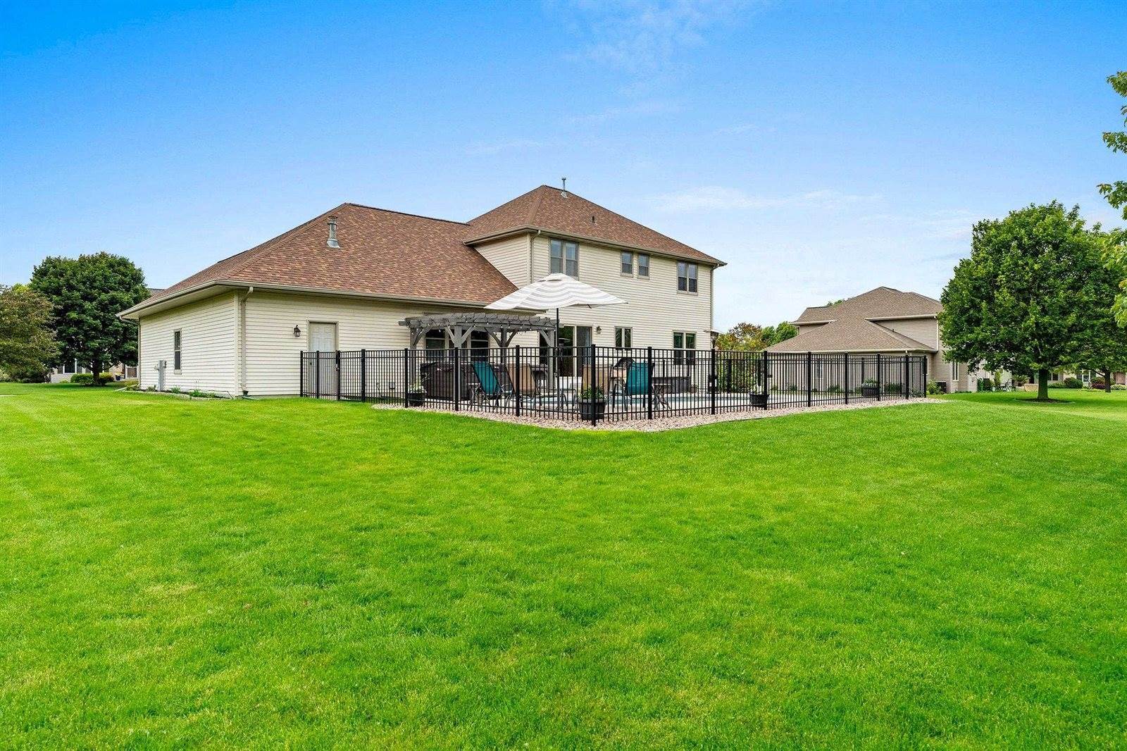 1597 Yellow Briar Drive, De Pere, WI 54115