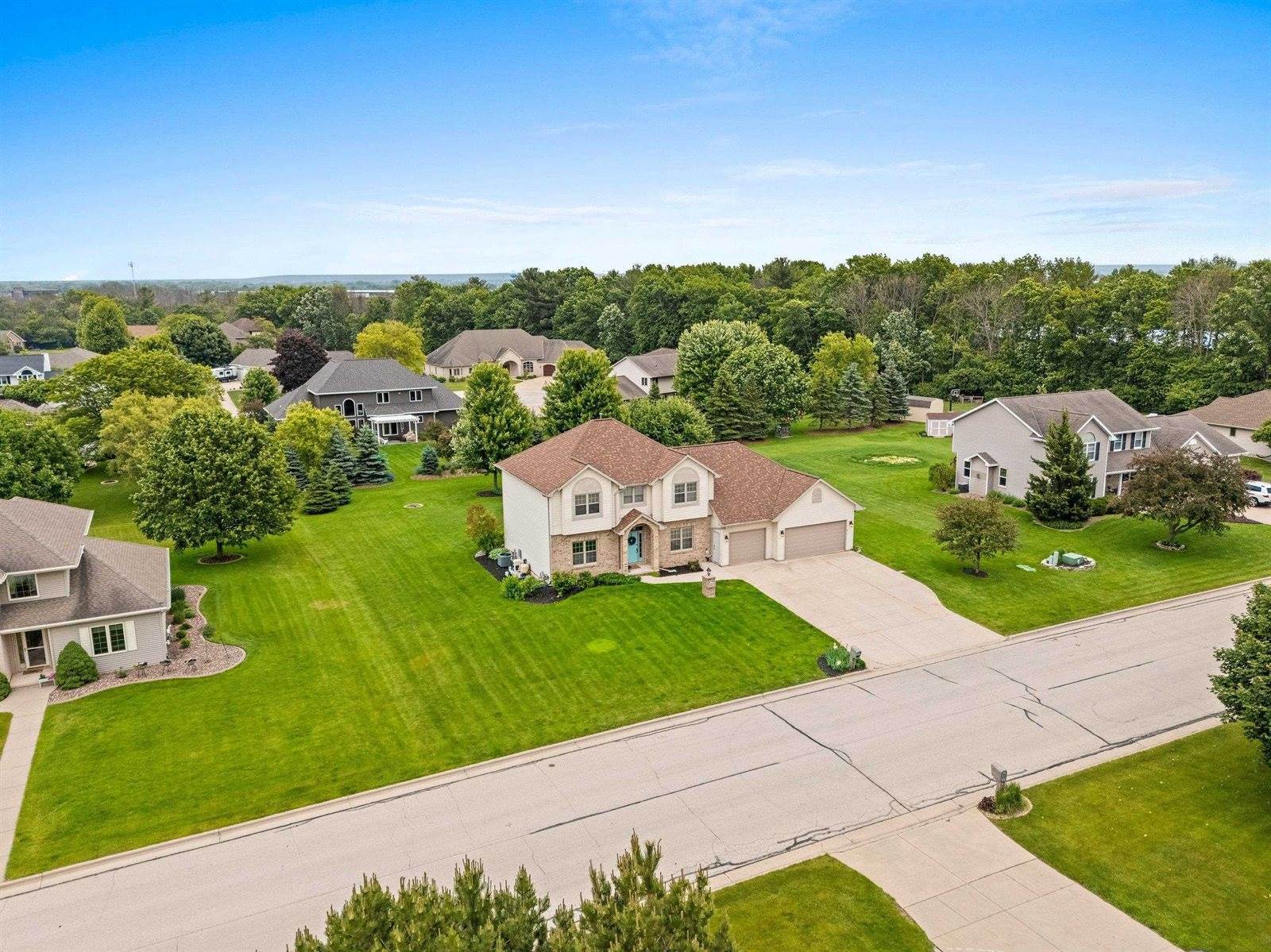 1597 Yellow Briar Drive, De Pere, WI 54115