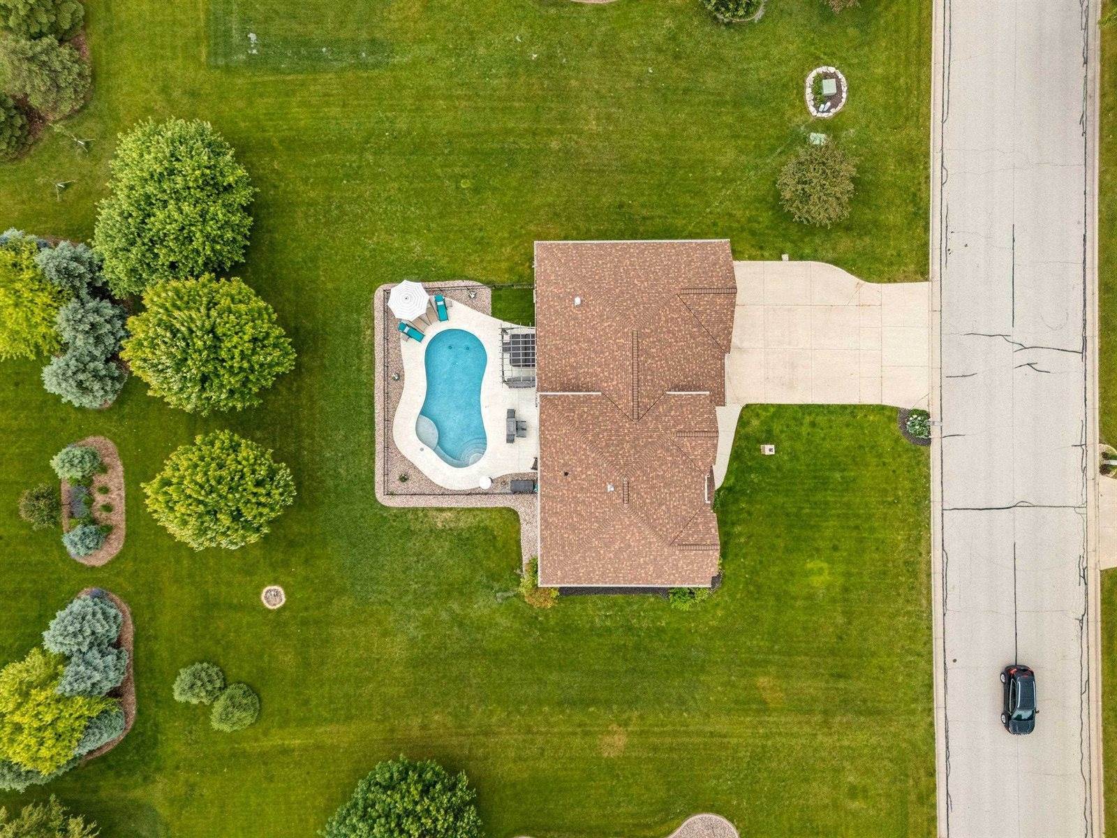 1597 Yellow Briar Drive, De Pere, WI 54115