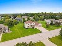 1597 Yellow Briar Drive, De Pere, WI 54115