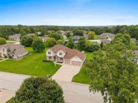 1597 Yellow Briar Drive, De Pere, WI 54115