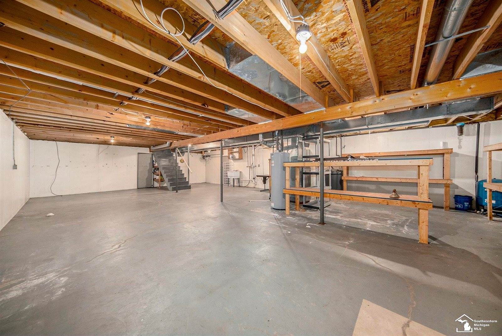 2744 Spielman Heights Drive, Adrian, MI 49221