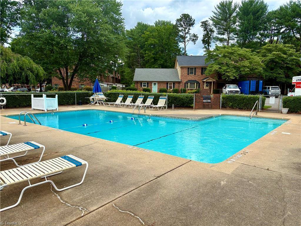 3128 Burke Mill Court, Winston-Salem, NC 27103