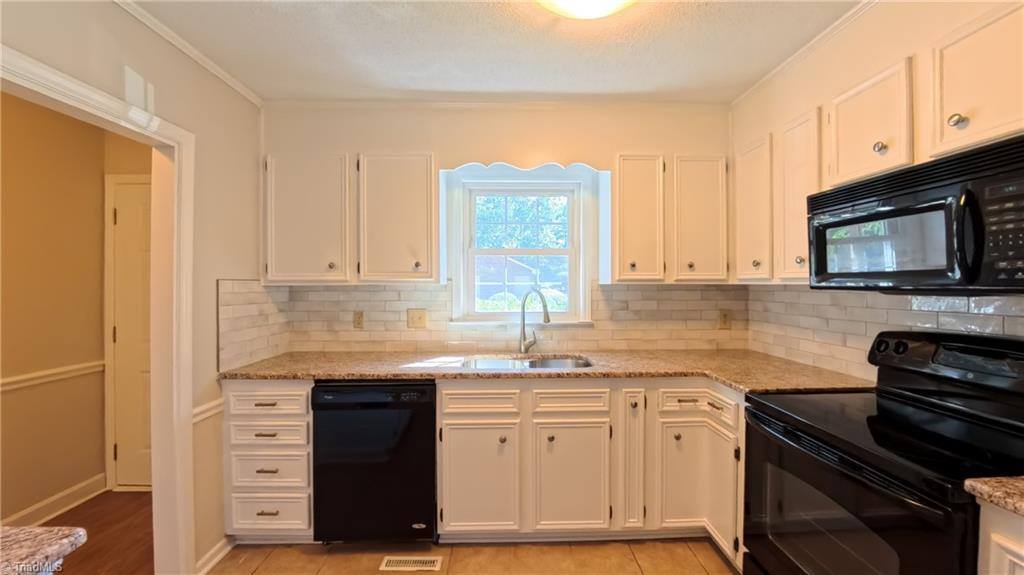 3128 Burke Mill Court, Winston-Salem, NC 27103