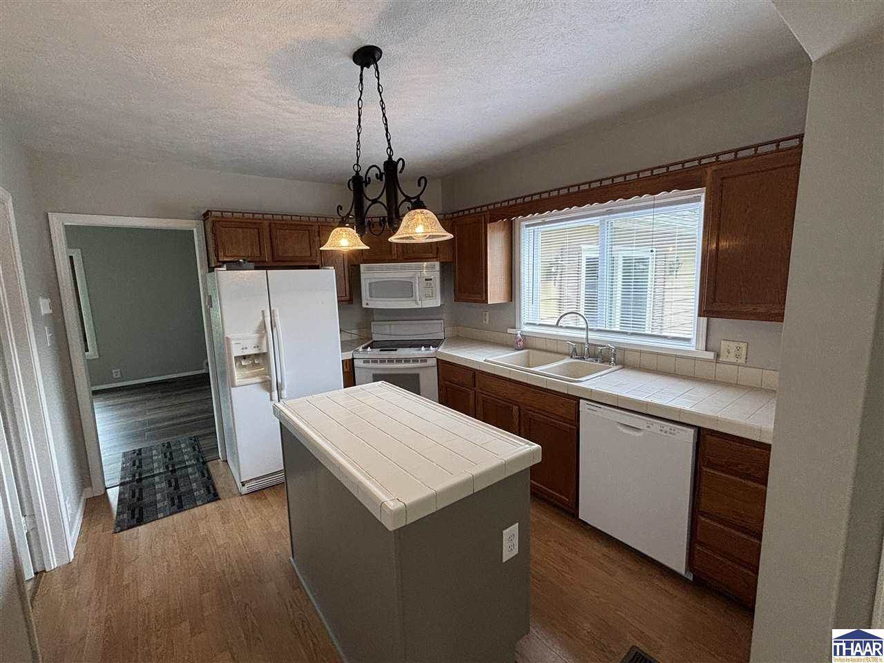 4643 North Lafayette, Terre Haute, IN 47805