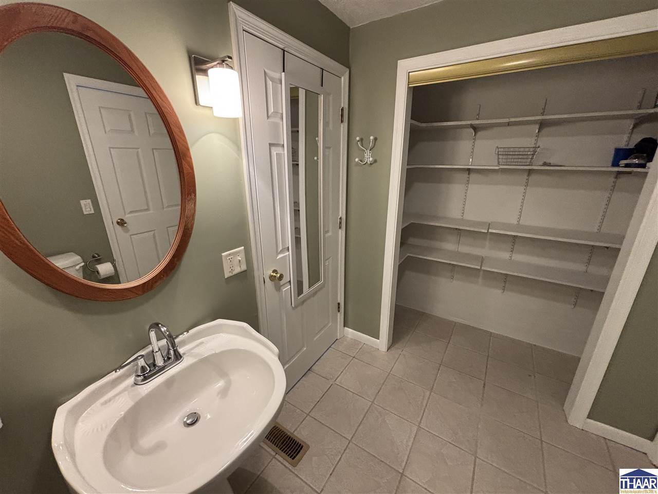 4643 North Lafayette, Terre Haute, IN 47805