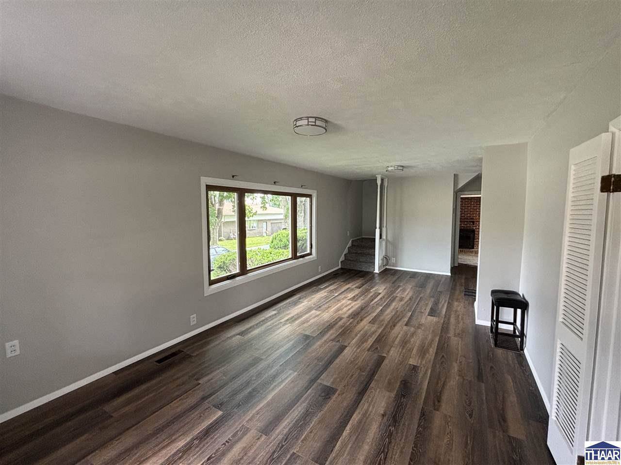 4643 North Lafayette, Terre Haute, IN 47805