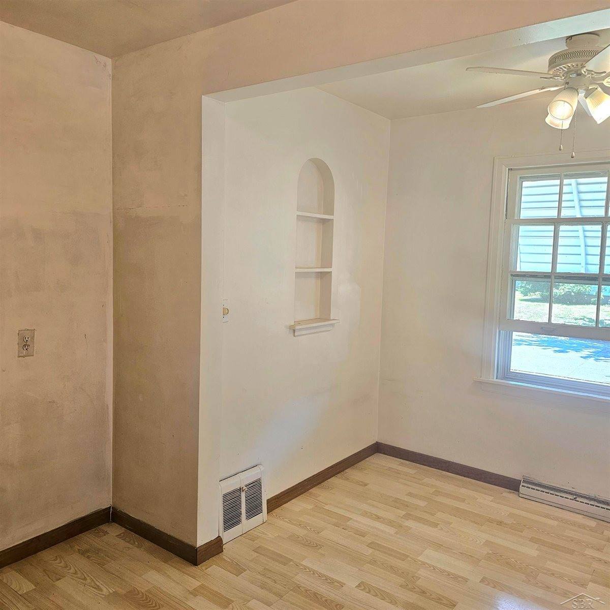 8 Southlawn Court, Saginaw, MI 48602